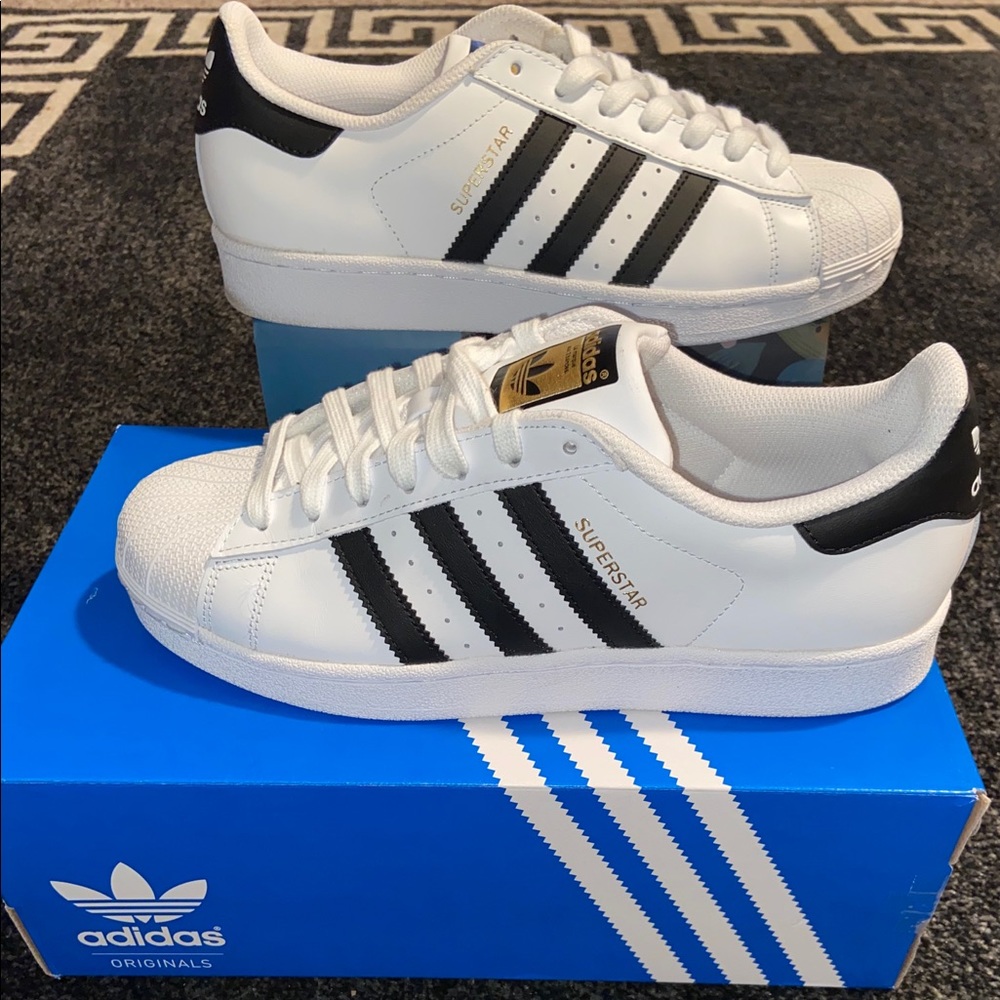 The Adidas Superstar Shoes -Unisex